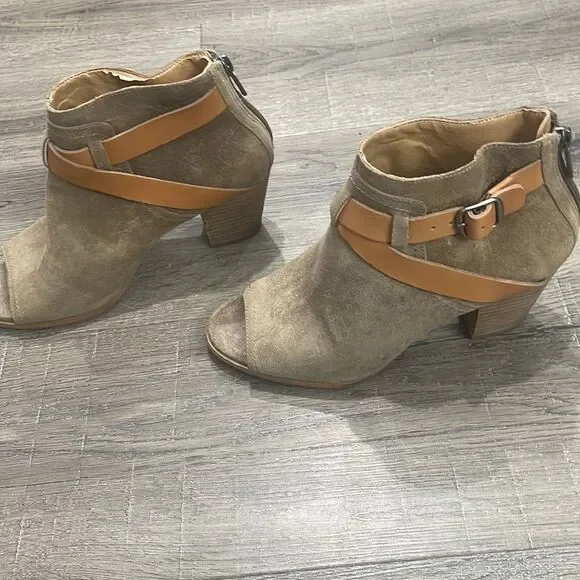Lucky Brand Leather Peep Toe Wedges Size 6.5 - Picture 4 of 7